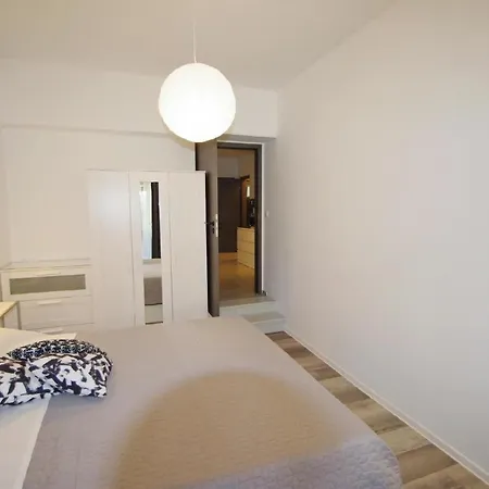 Fuer 4 Personen Ca 65 M In Fazana-surida, Istrien Pula Und Umgebung Apartment Valbandon